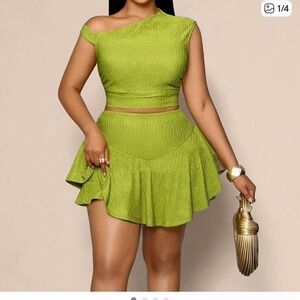 Micas Asymmetric One-Shoulder Green Skort Set (2 pieces)